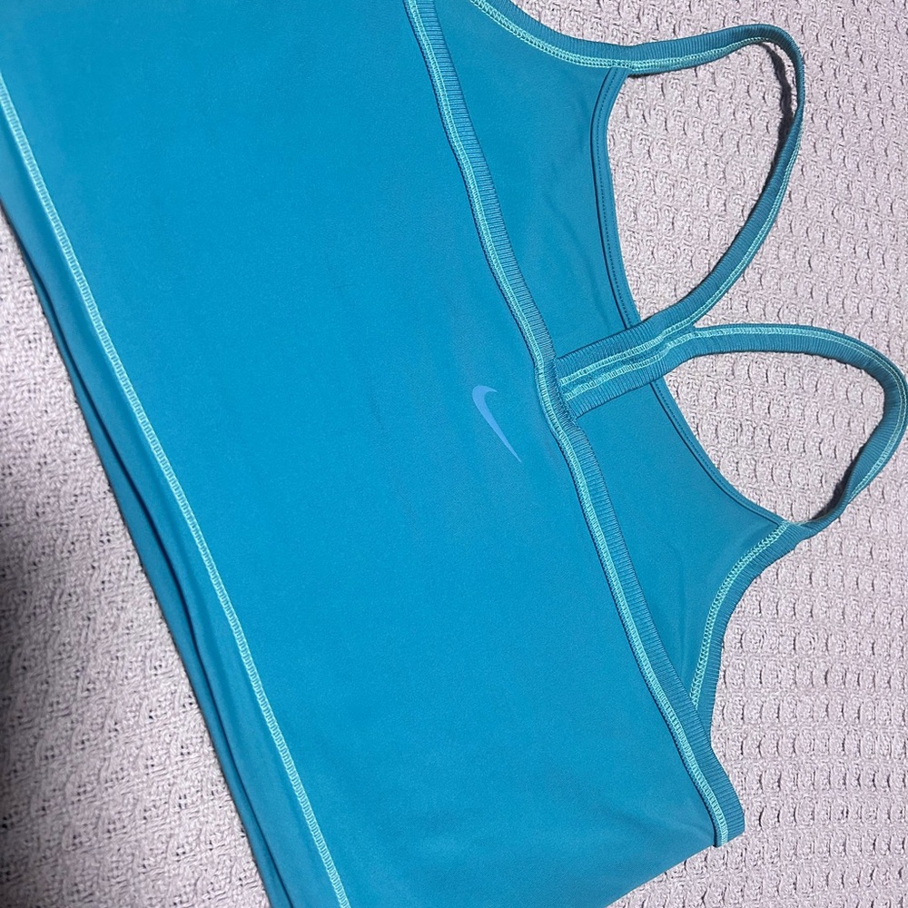 Nike Women's Teal Sports Bra Large